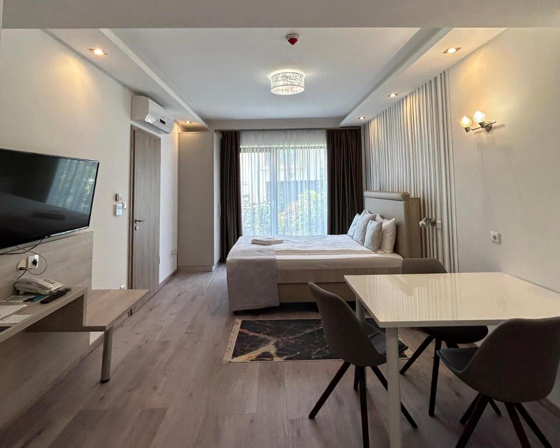Fibula Residence Hotel & Wellness - Adults Only Pécs Exteriör bild